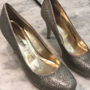 Steve Madden sparkle pumps